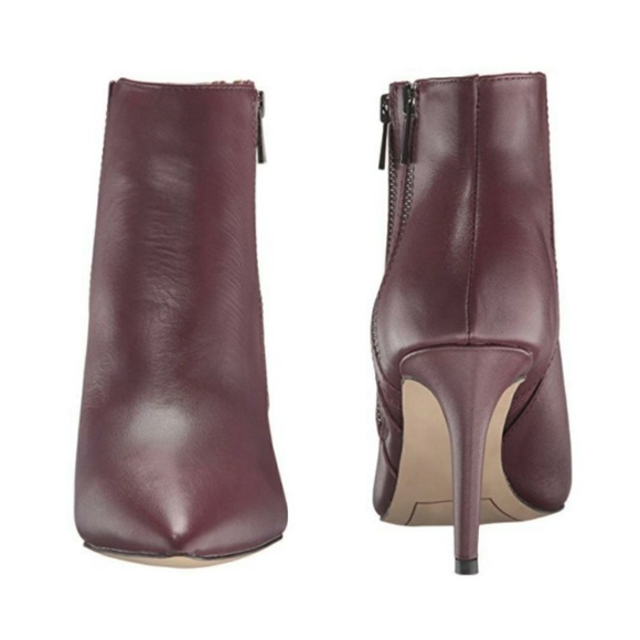 (SOLD) HP | Tahari | Leather Krave Bootie - Picture 4 of 5